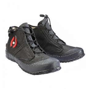 Боты и носки для сухих костюмов